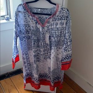 Red, blue and white cute blouse!